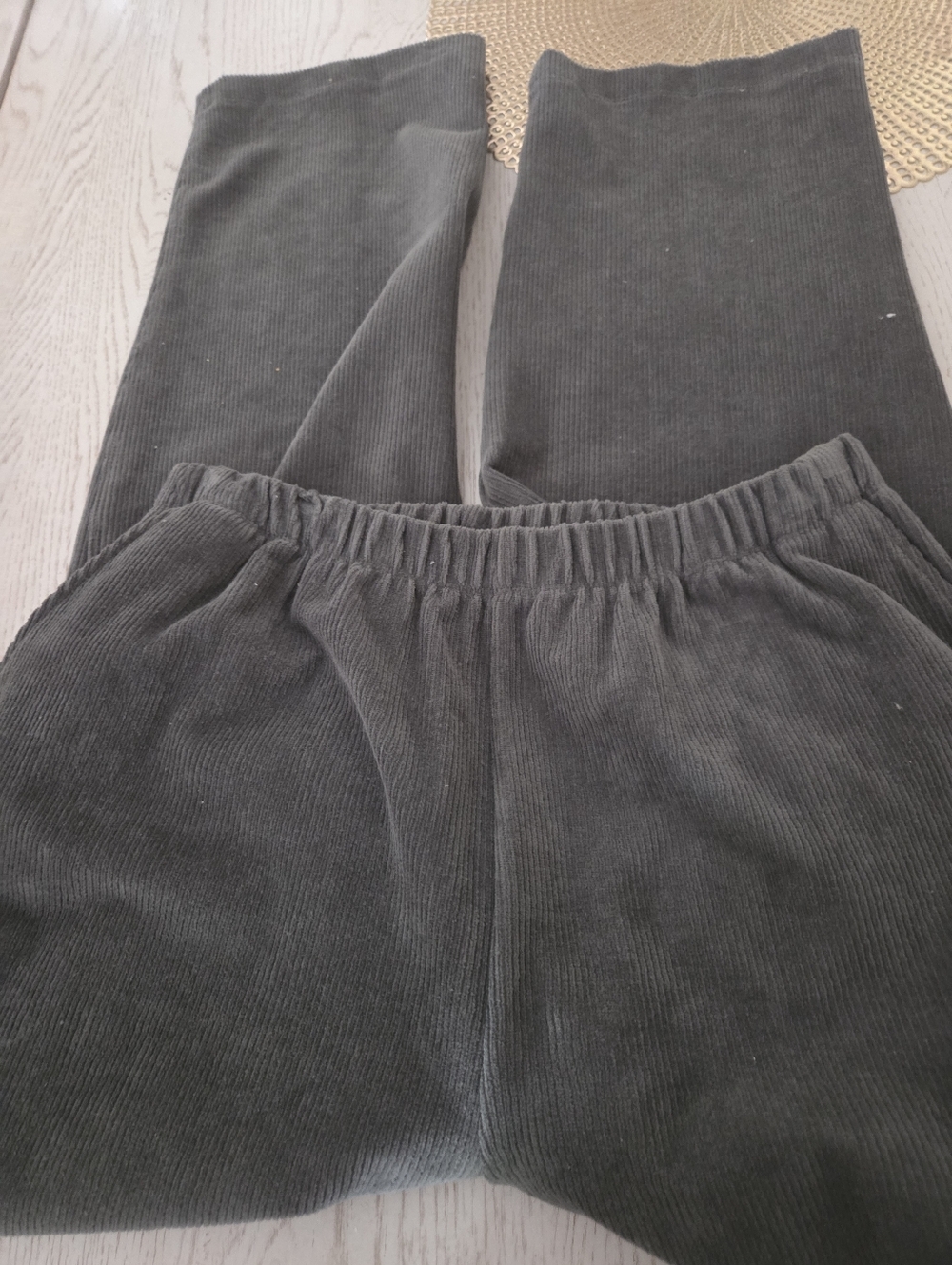 Womans Corduroy Elastic-Waist Bottoms - Charcoal Medium NWOT